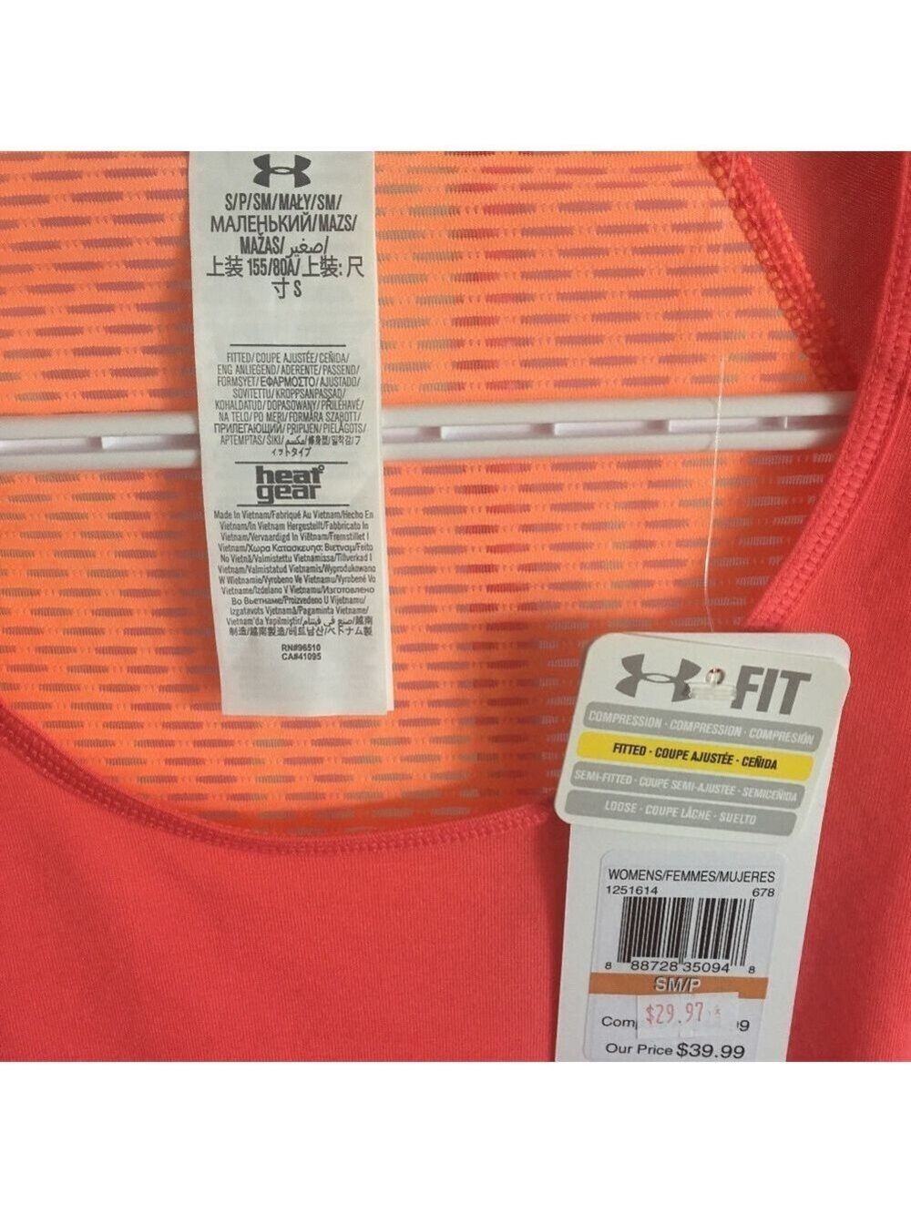 Under Armour, NWT, long sleeve shirt (size S) - Picture 3 of 4